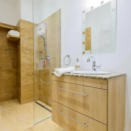 Meno Apartman